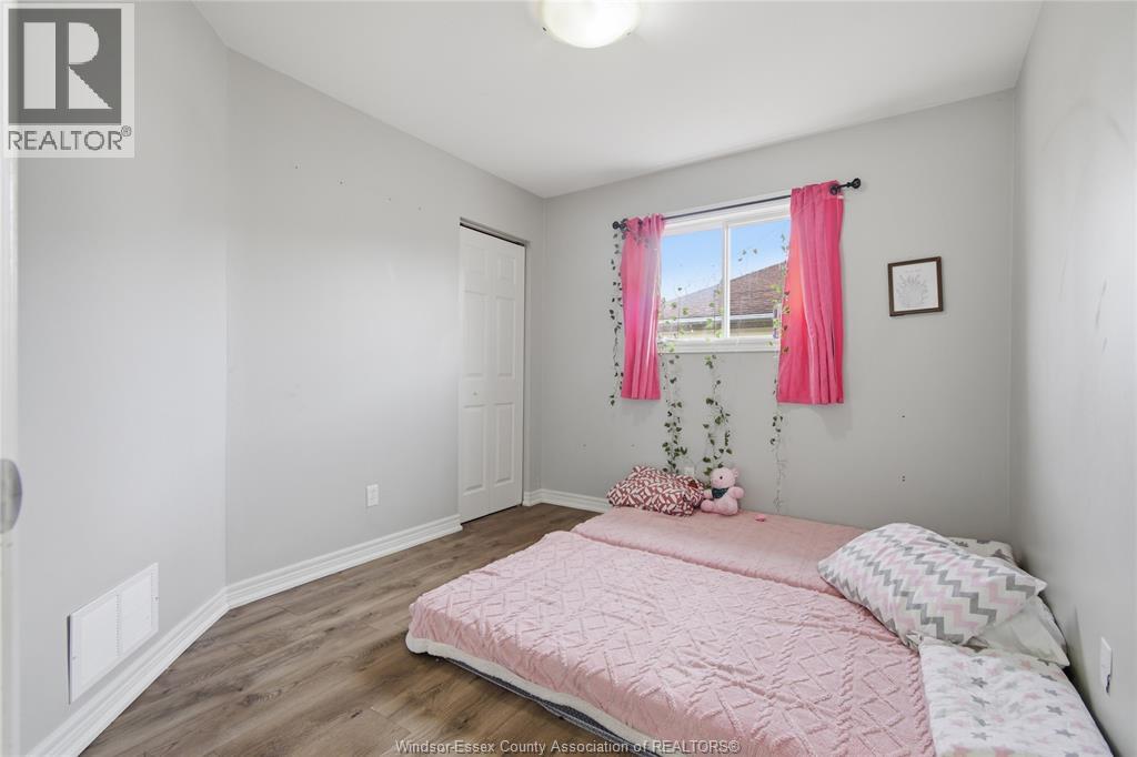 724 CABANA ROAD East - 8