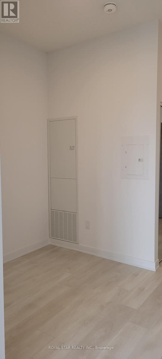 #3206 130 RIVER STREET - 21