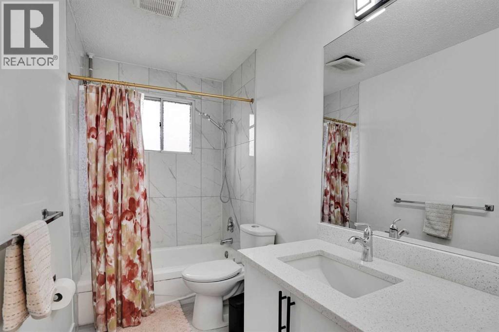 3935 14 Avenue NE - 17