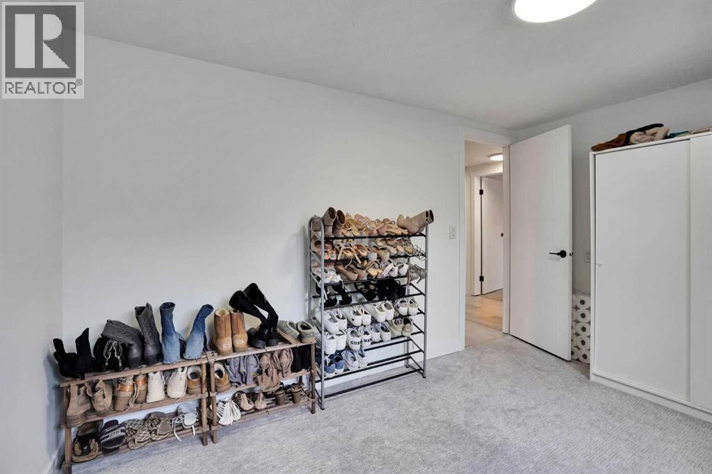 3935 14 Avenue NE - 35