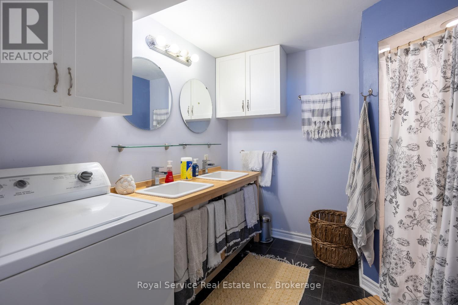 23 HUFFMAN AVENUE - 30
