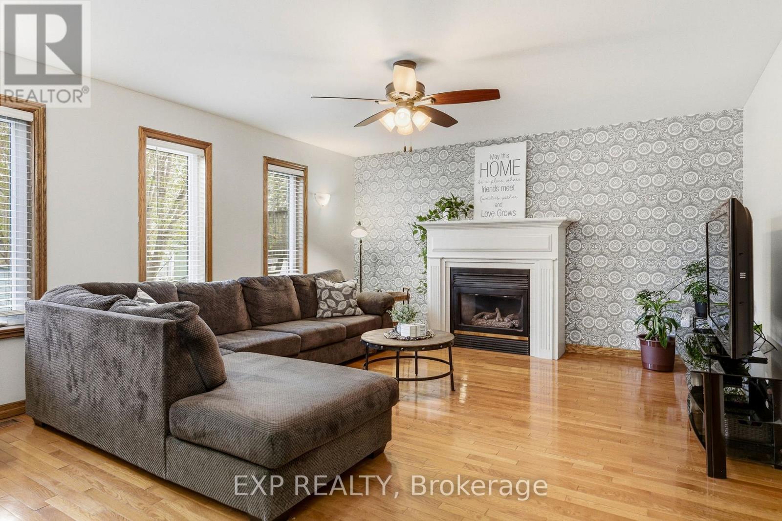 287 ELMVIEW GARDENS - 11
