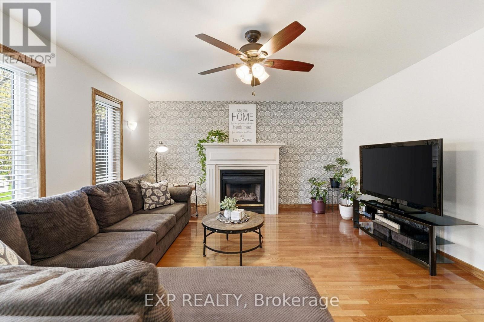 287 ELMVIEW GARDENS - 12