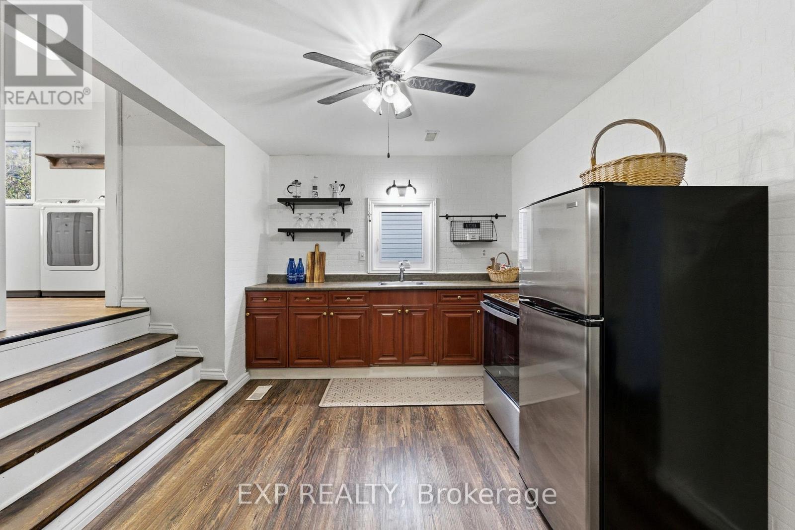 287 ELMVIEW GARDENS - 22