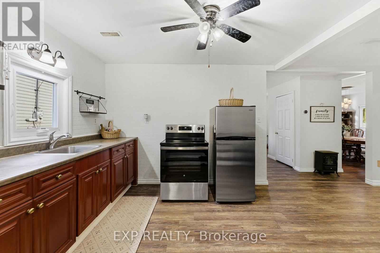 287 ELMVIEW GARDENS - 23