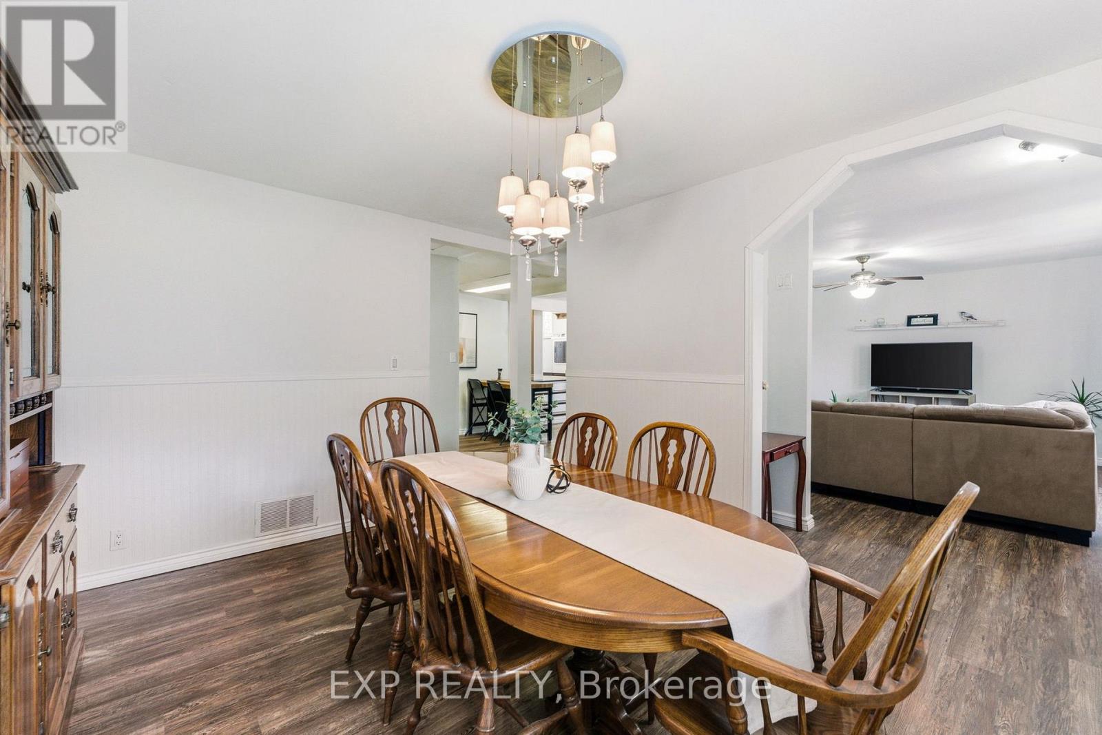 287 ELMVIEW GARDENS - 27
