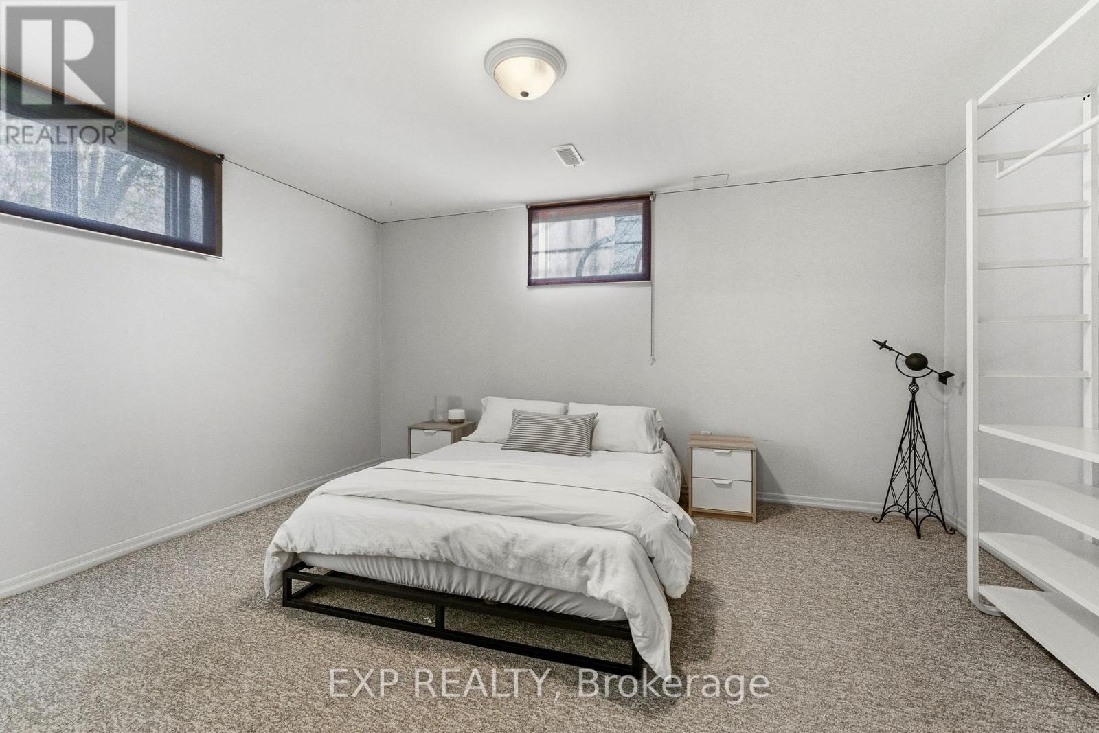 287 ELMVIEW GARDENS - 33