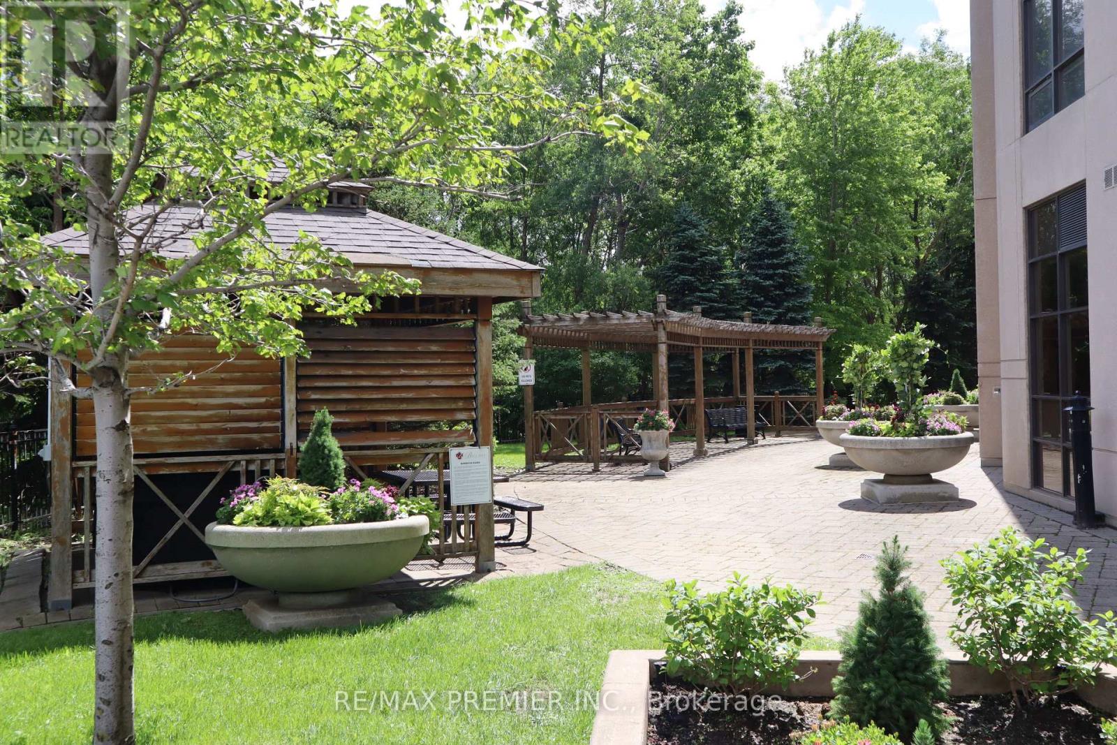 #1506 9225 JANE STREET - 39