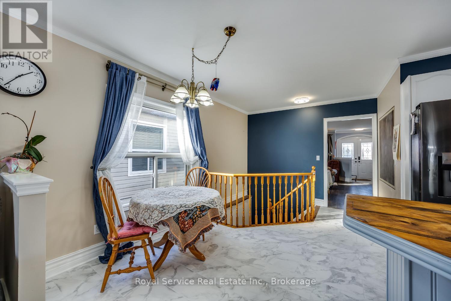 23 HUFFMAN AVENUE - 17