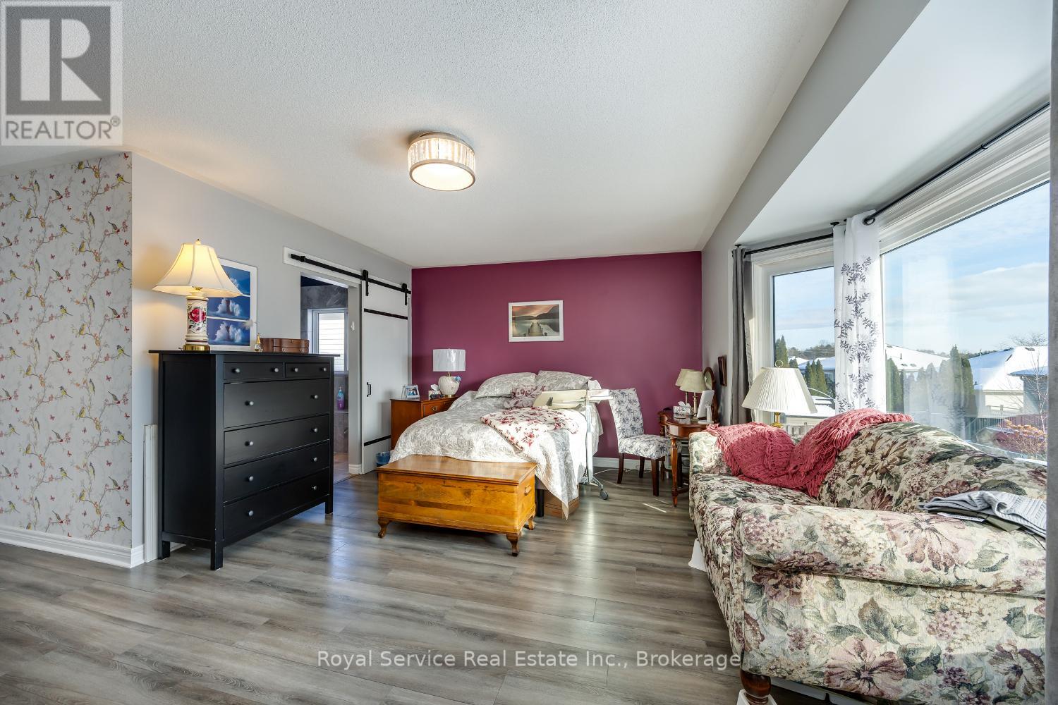 23 HUFFMAN AVENUE - 19