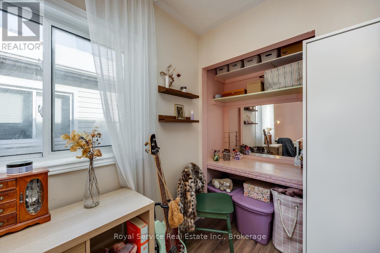 23 HUFFMAN AVENUE - 23