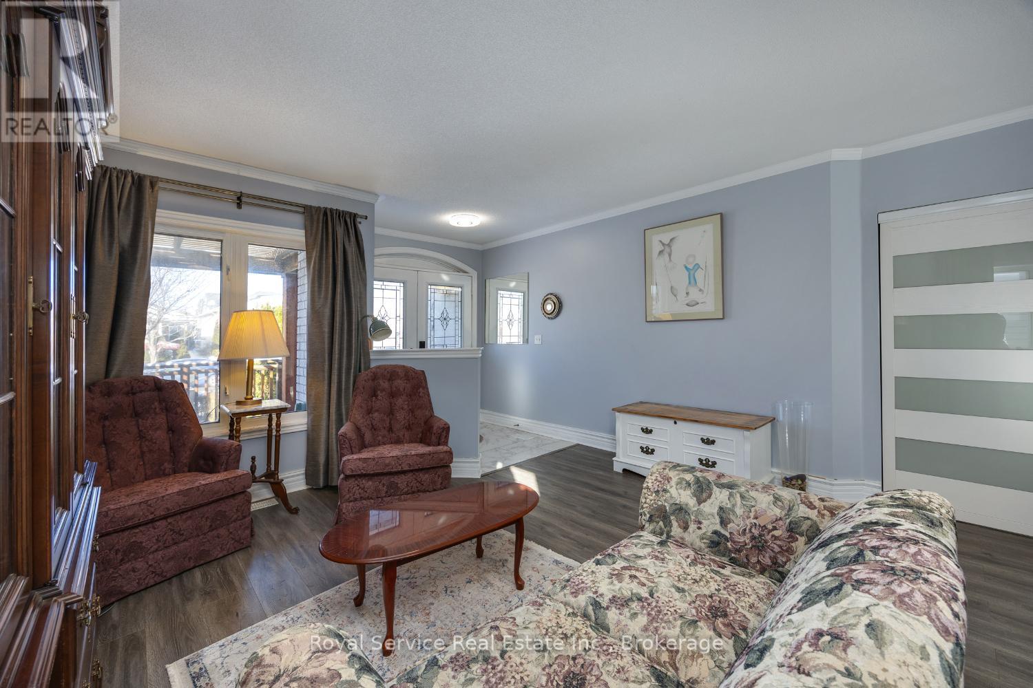 23 HUFFMAN AVENUE - 9