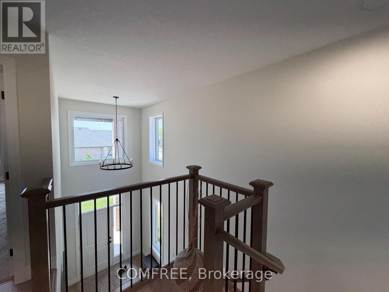 25-35 OLD COURSE ROAD - 11