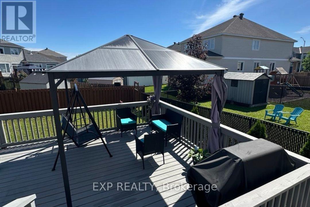 4 Bed, 4 Bath House for Sale in Arnprior – 106 BERT HALL STREET, Arnprior – MLS# X13422972 - Image 32