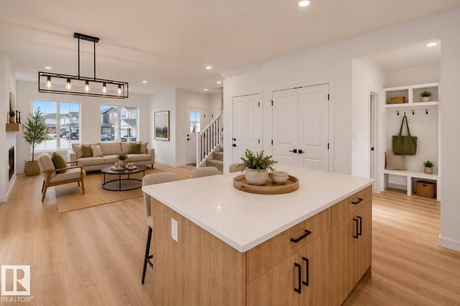 54 EDEN LI — photo 15