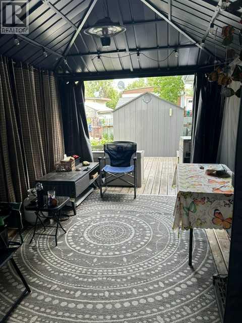 gazebo interior