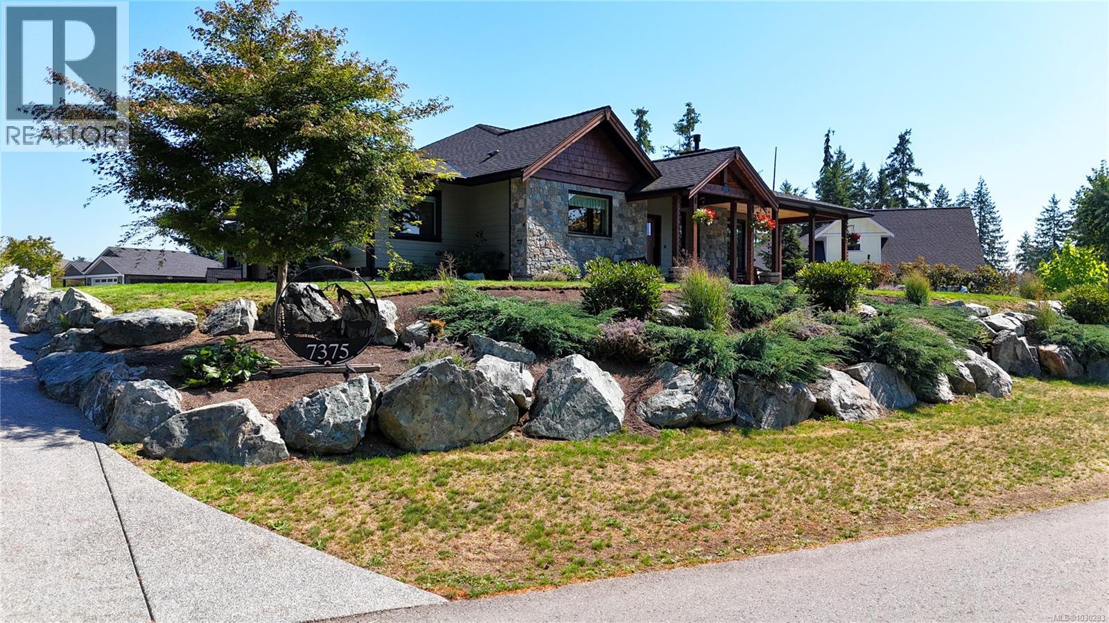 7375 Lakefront Dr - 7