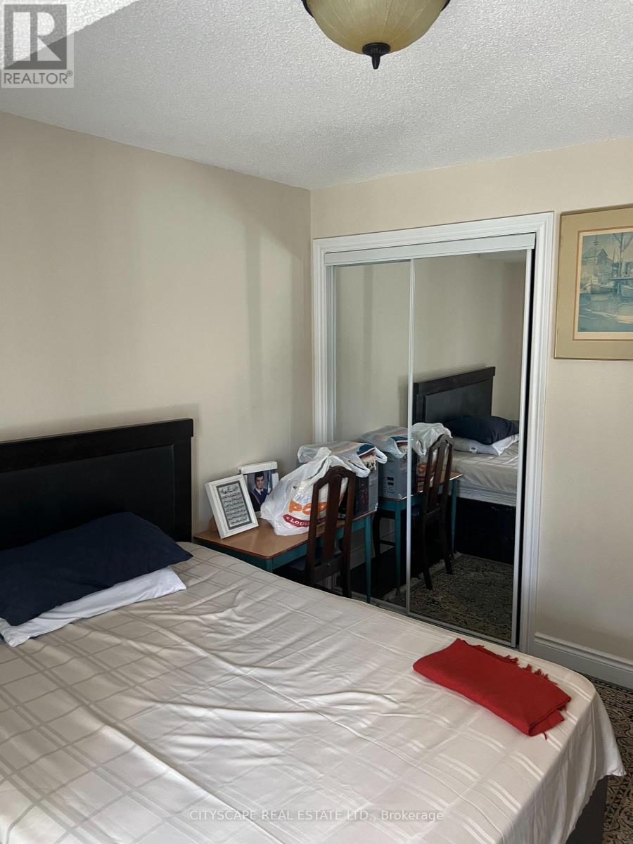 #208 1300 MISSISSAUGA VALLEY BOULEVARD - 19
