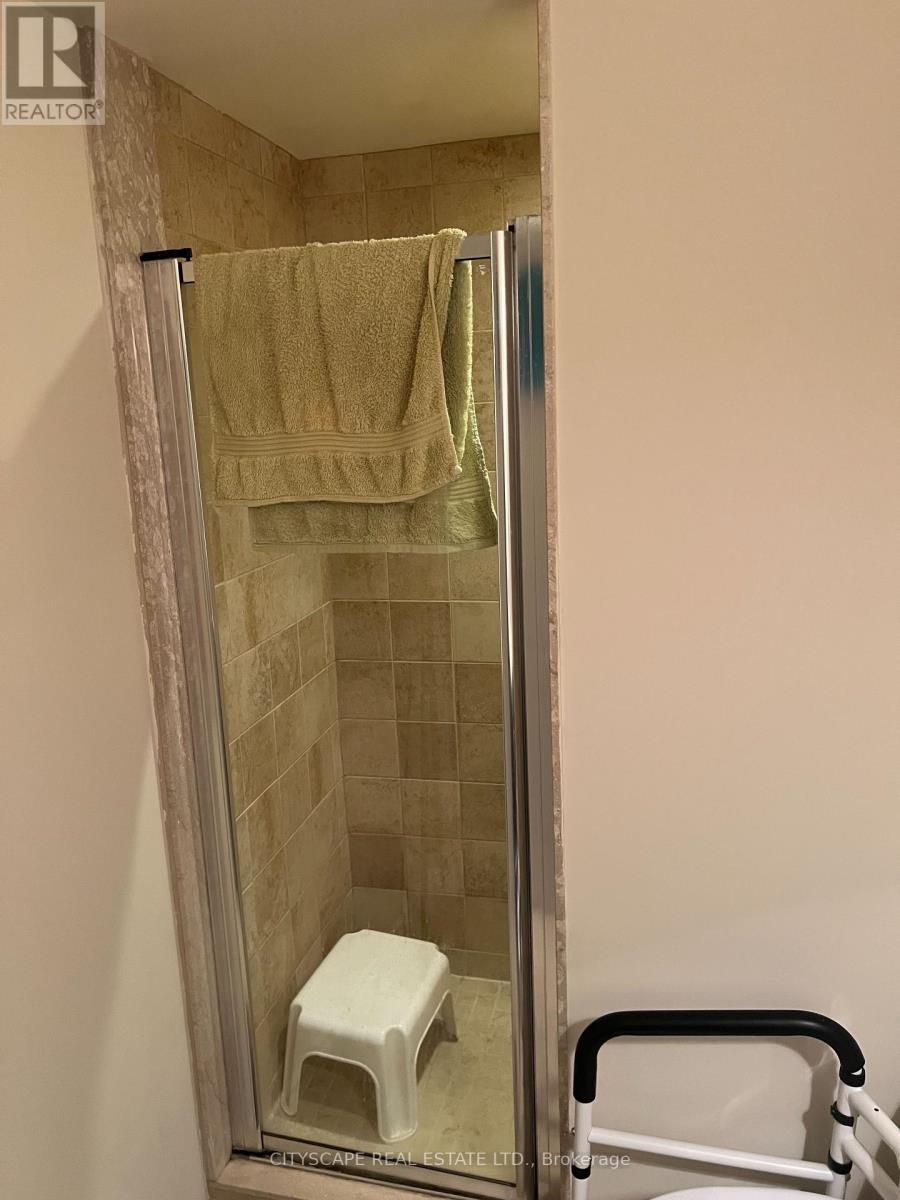#208 1300 MISSISSAUGA VALLEY BOULEVARD - 25