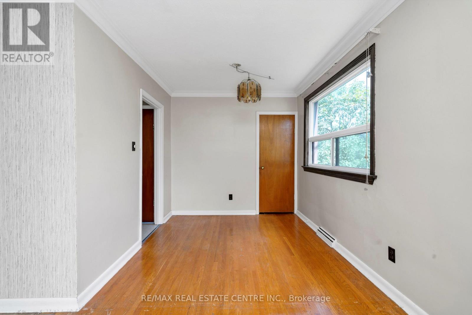 4 PAULINE STREET - 9