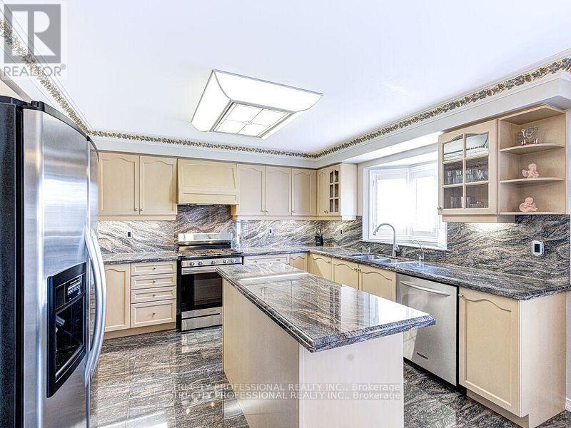 61 WOODVALLEY DRIVE - 17