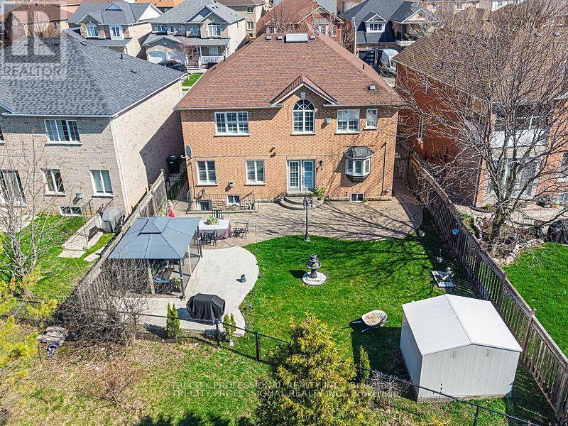61 WOODVALLEY DRIVE - 36