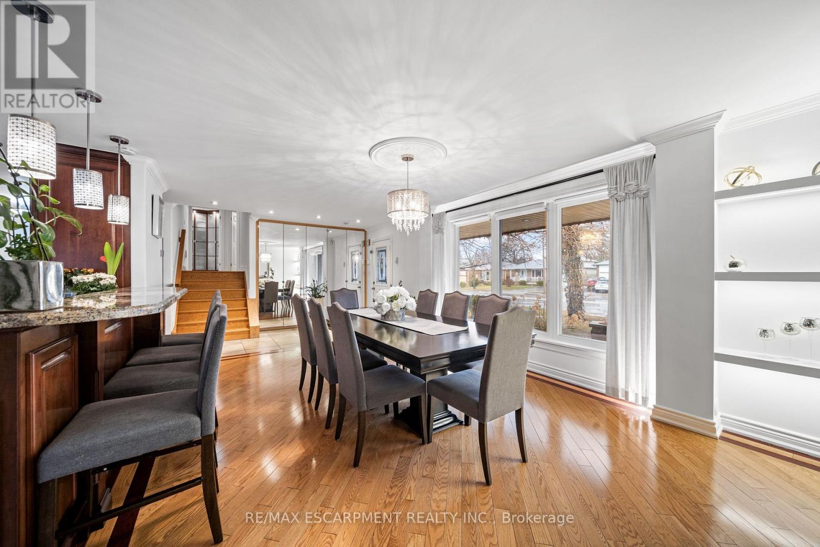 1045 BLOOR STREET - 16