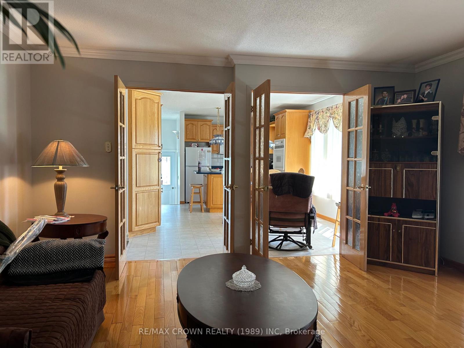 17 TREMBLAY, FAUQUIER AVENUE S - 28