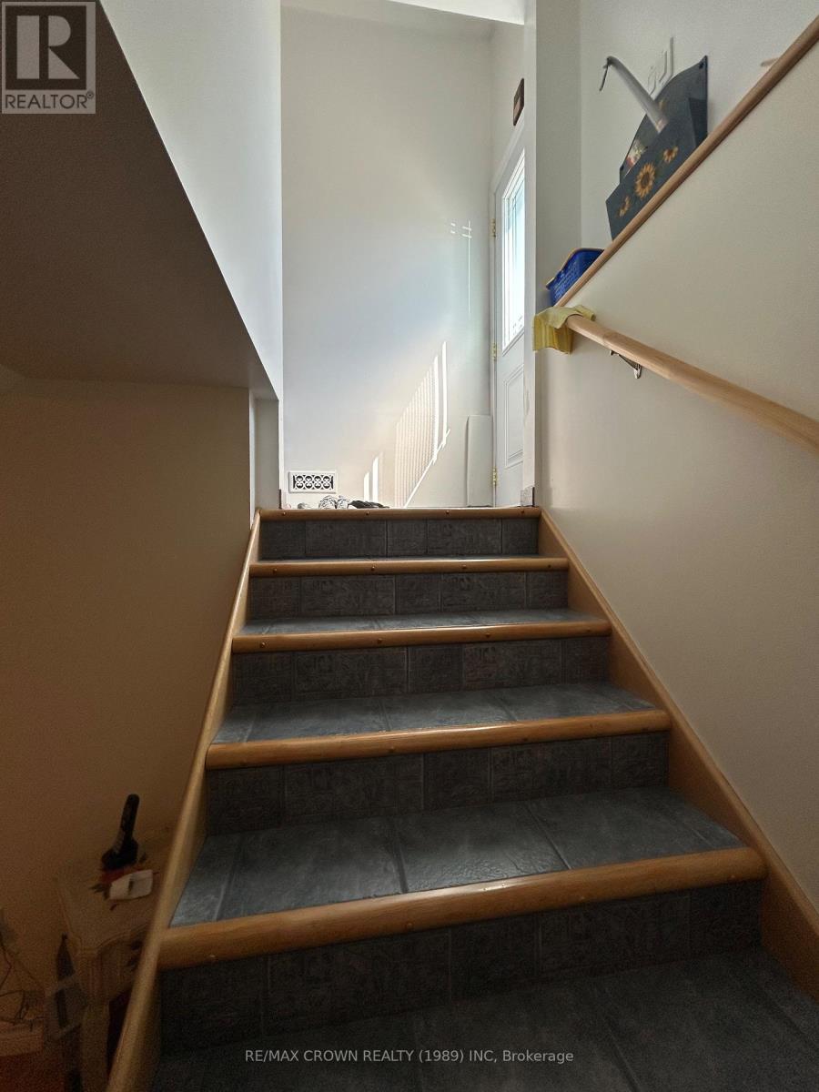 17 TREMBLAY, FAUQUIER AVENUE S - 38