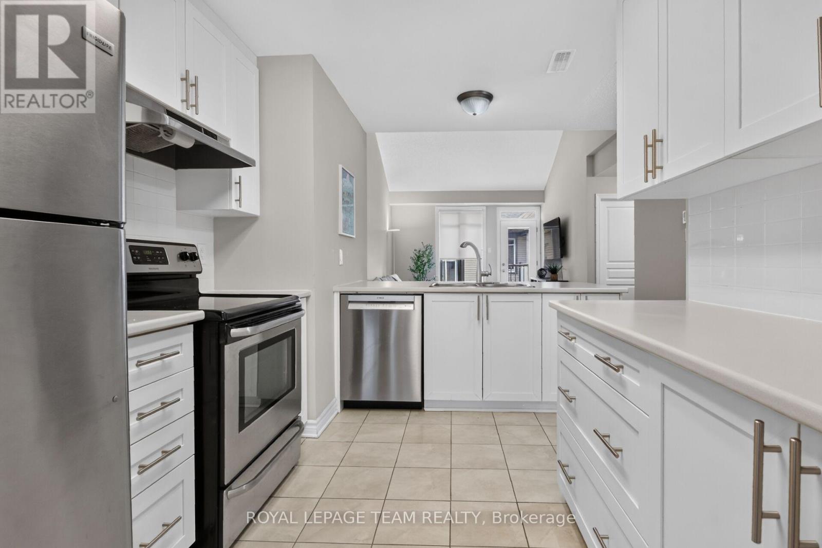2 Bed, 2 Bath House for Rent in Ottawa – H – 1013 BERYL PRIVATE, Ottawa – MLS# X13451642 - Image 24