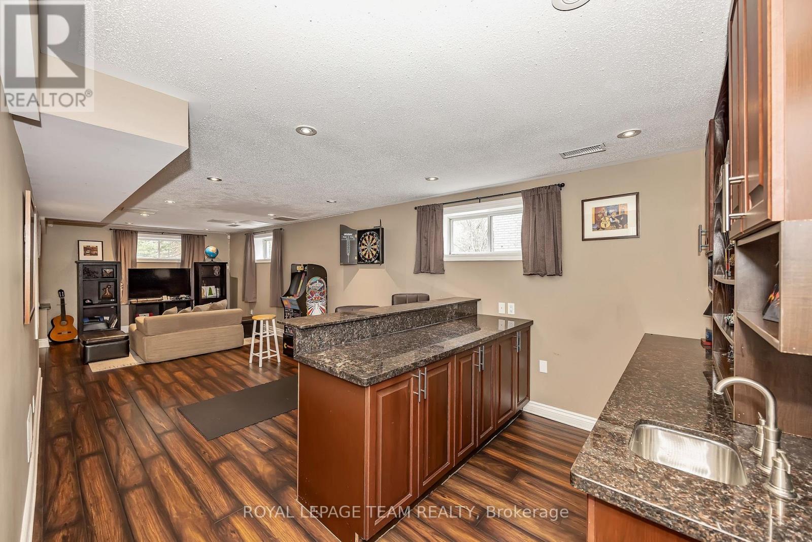 7067 DONWEL DRIVE - 31