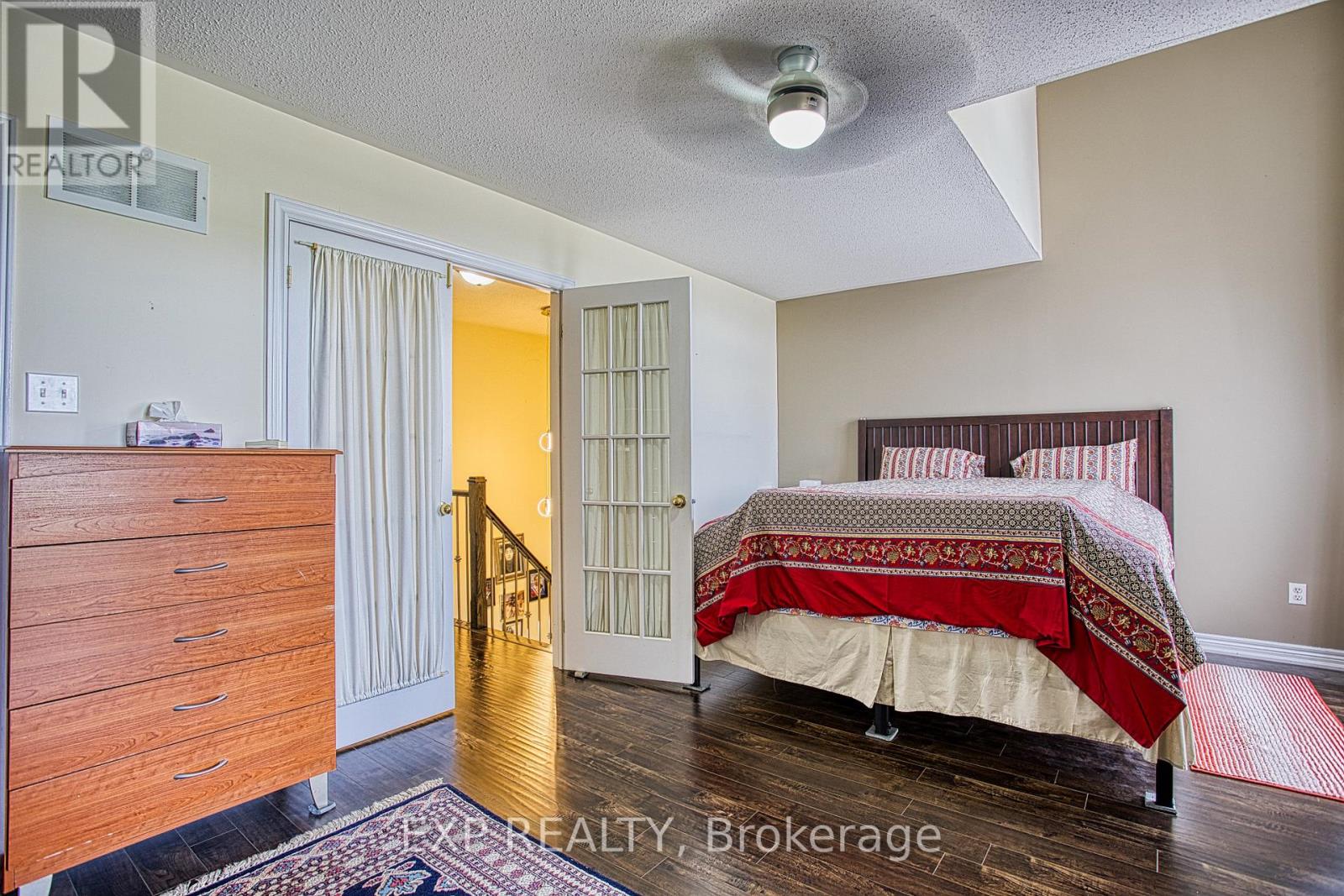 206 SPRINGSTEAD AVENUE - 17