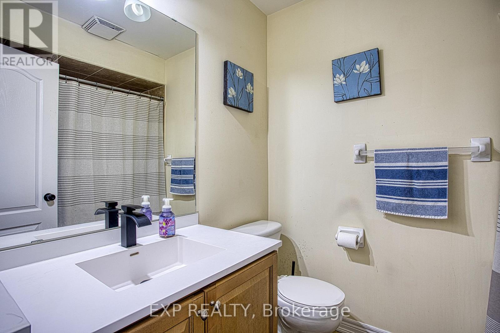 206 SPRINGSTEAD AVENUE - 23