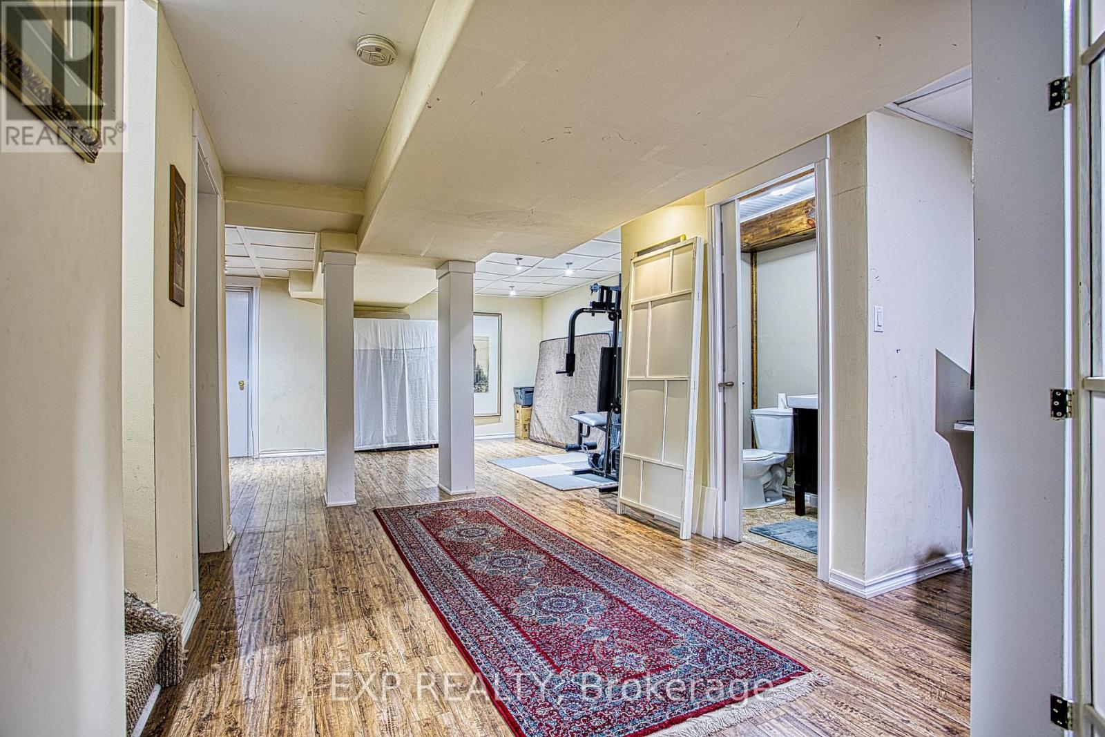 206 SPRINGSTEAD AVENUE - 33