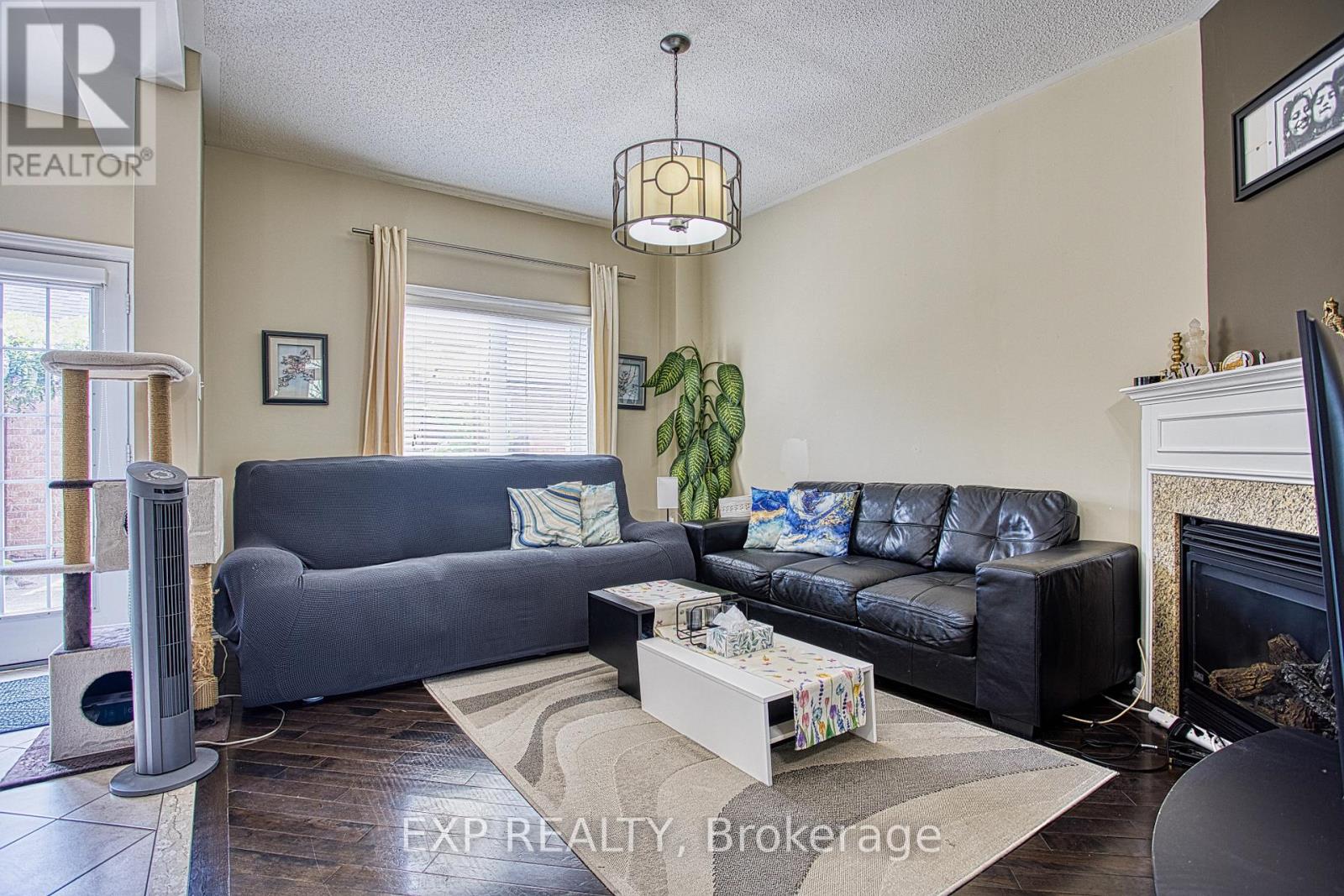 206 SPRINGSTEAD AVENUE - 9