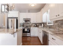 19 Crimson Drive, Niagara On The Lake, ON L0S1J1 Photo 14