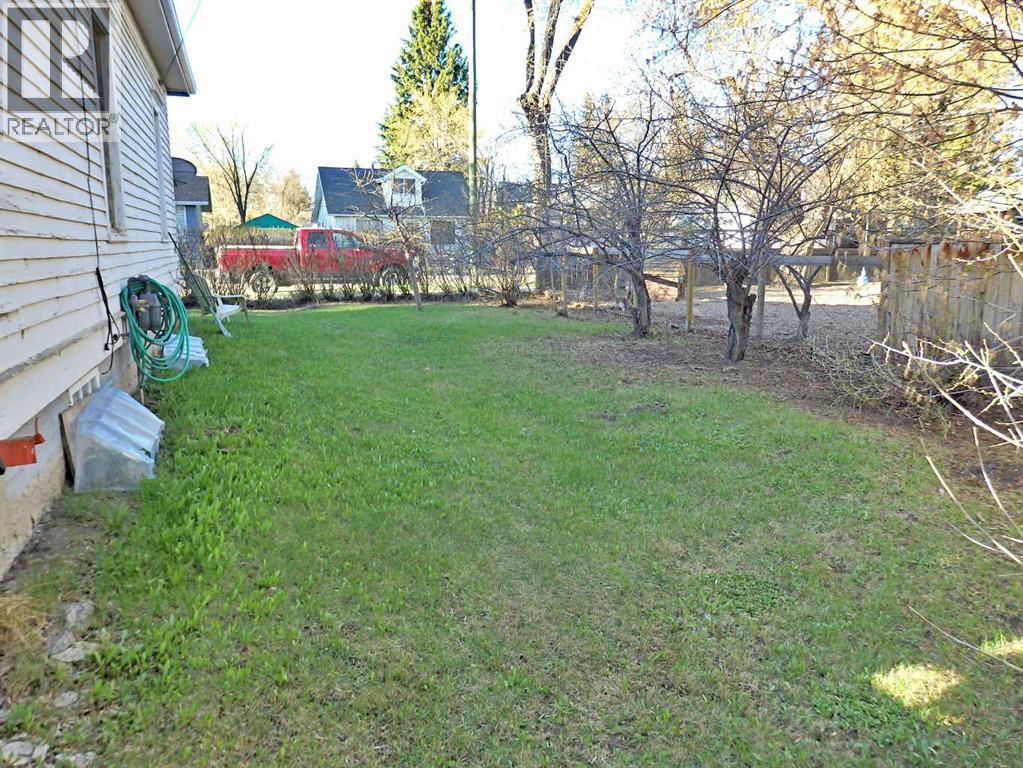 4812 51 Avenue - 26