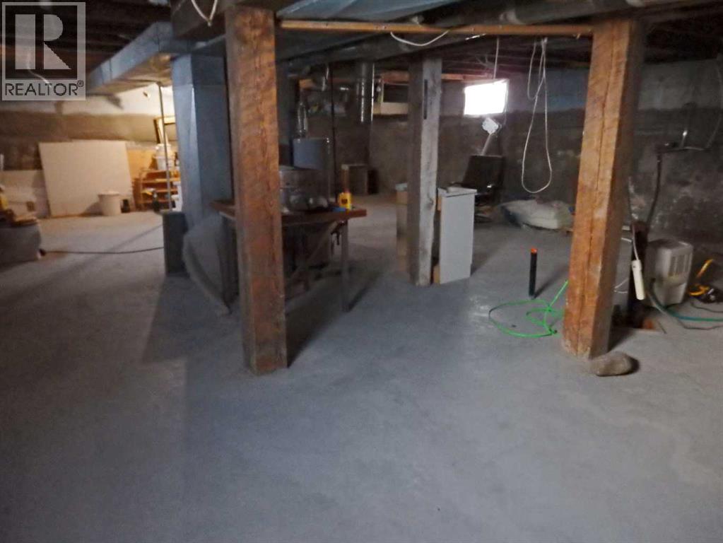 4812 51 Avenue - 22