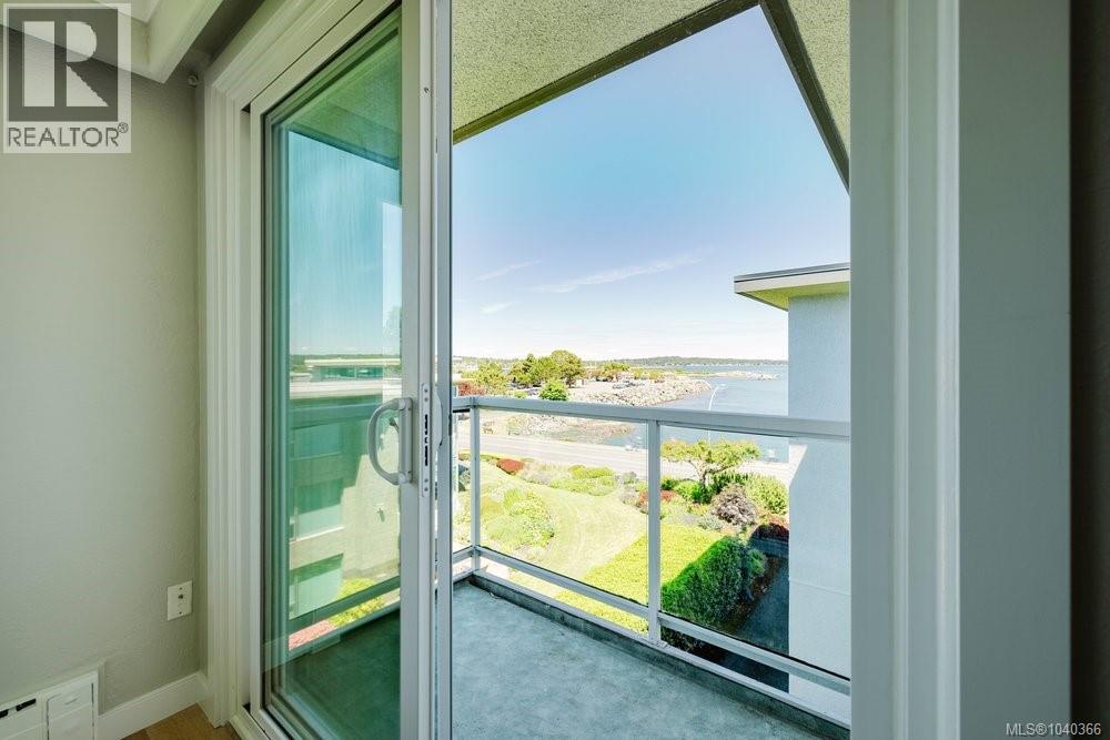 #307 1270 Beach Dr - 27