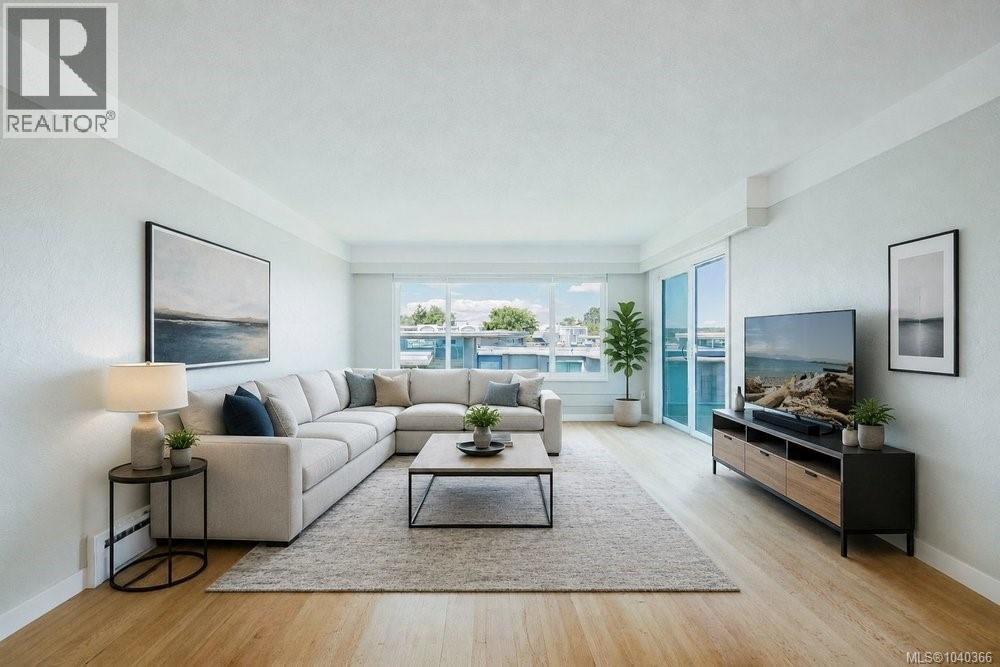#307 1270 Beach Dr - 13