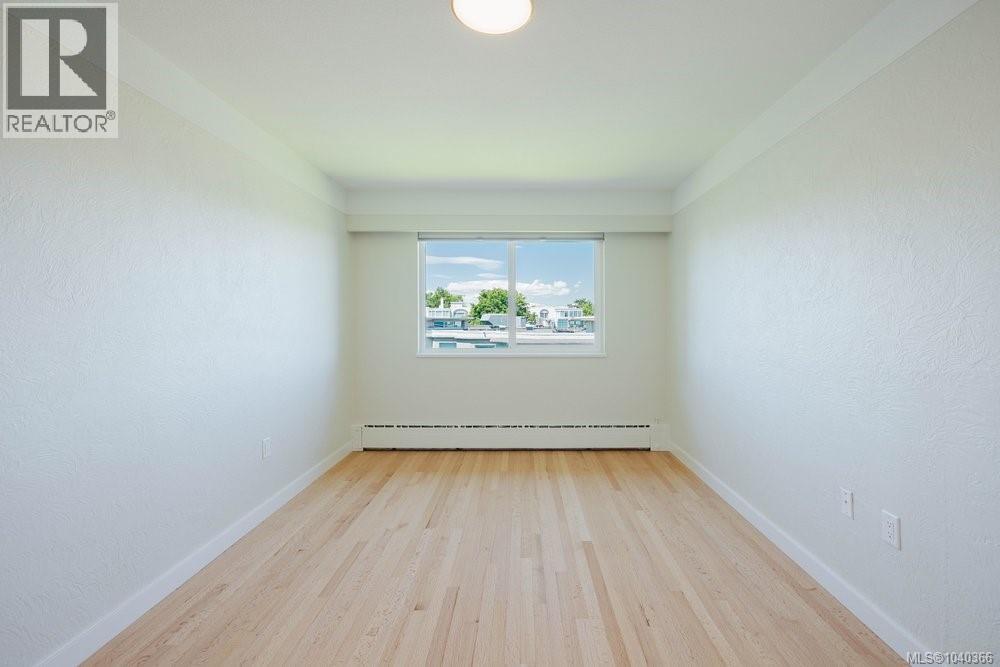 #307 1270 Beach Dr - 25