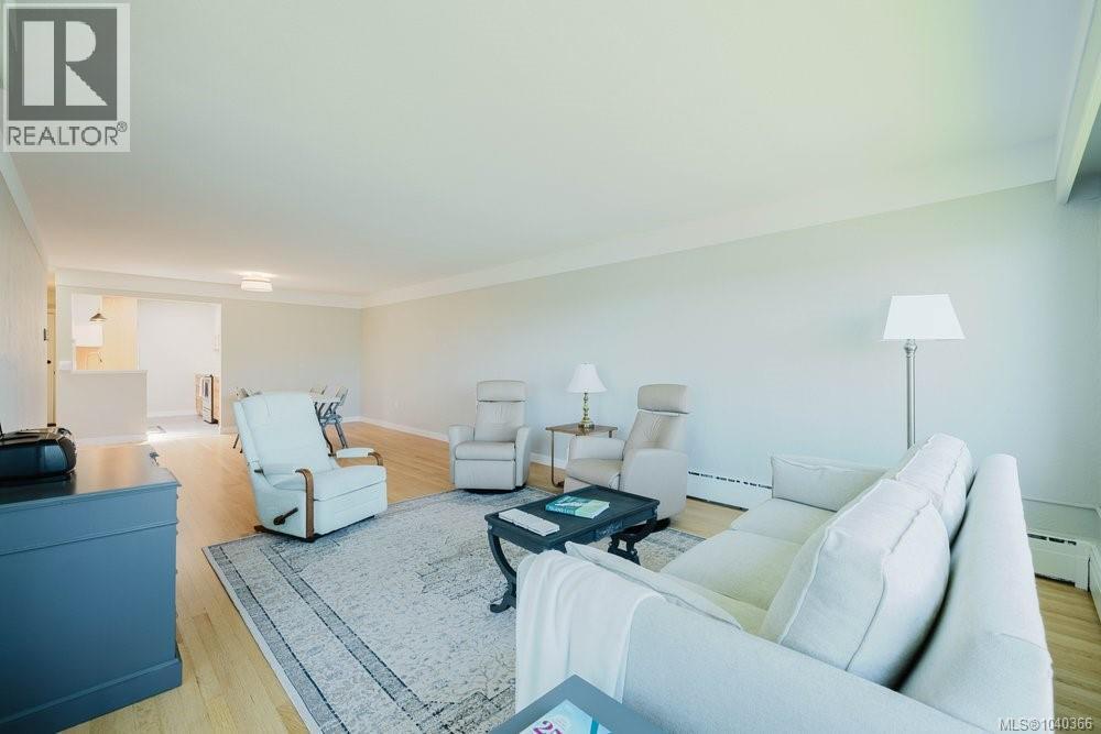 #307 1270 Beach Dr - 16