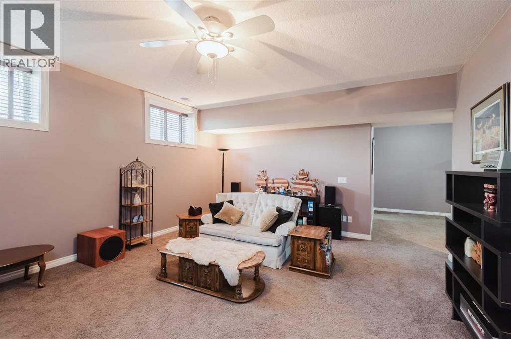 7925 Carriage Lane Drive - 23