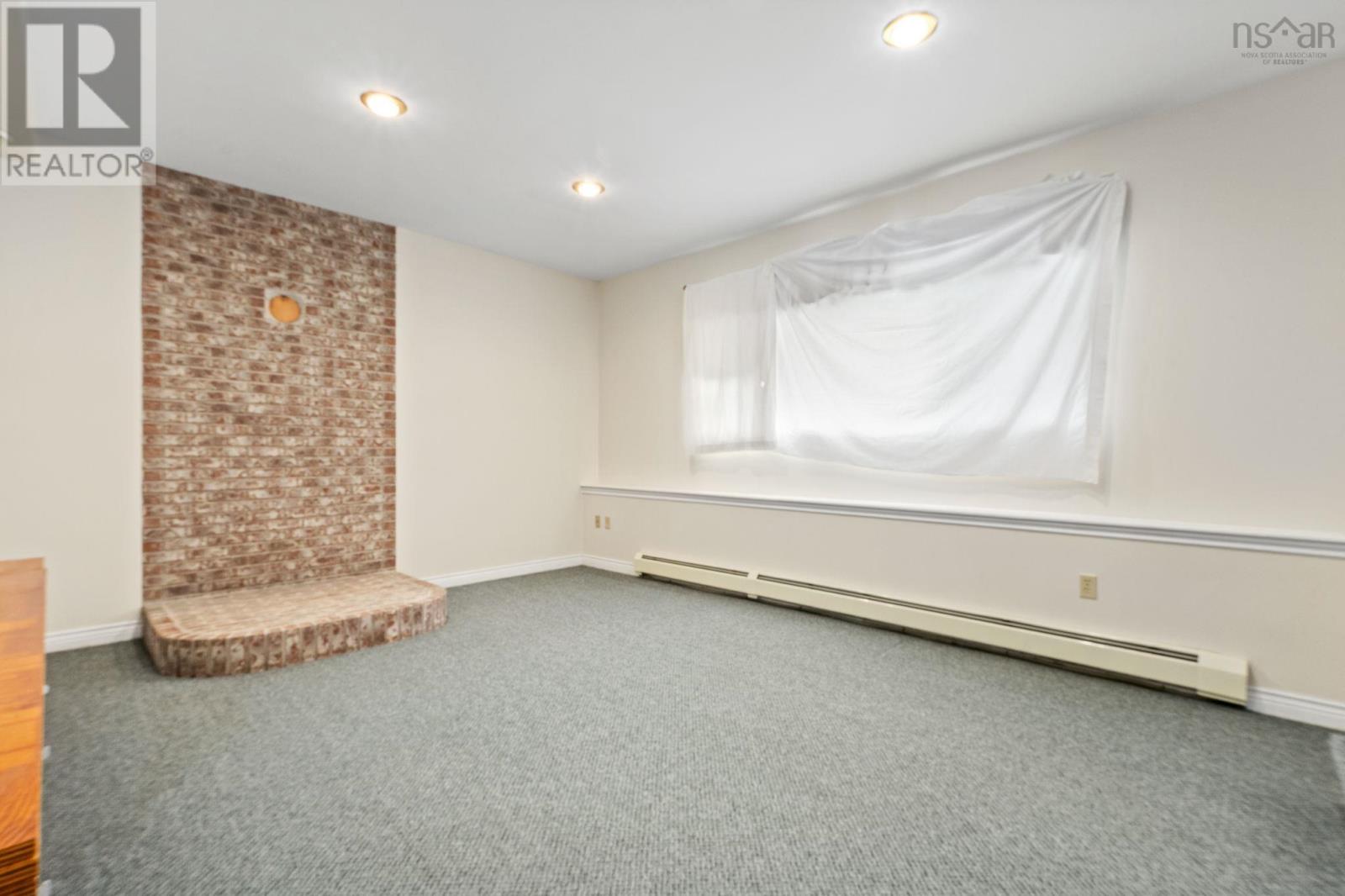 Property 26 of 40 of 50 Greenborough Crescent