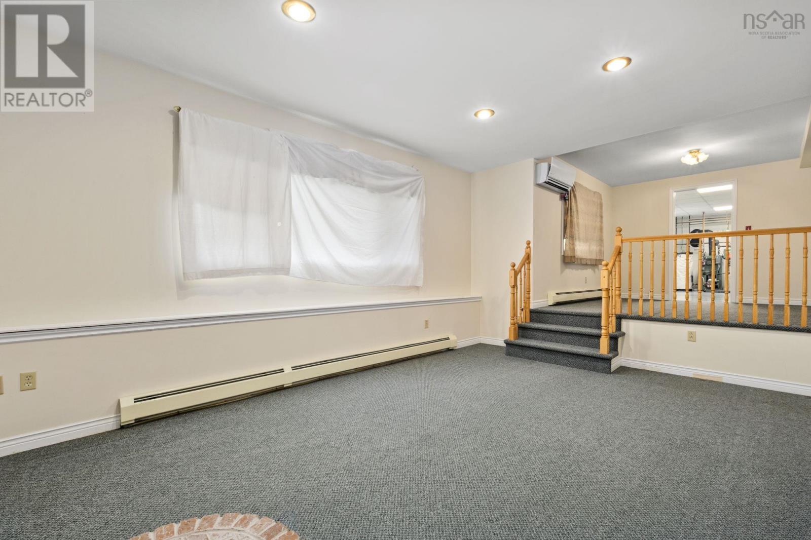 Property 28 of 40 of 50 Greenborough Crescent