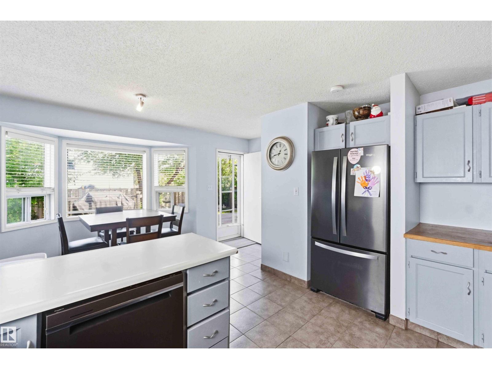 18808 72A AV NW - 18