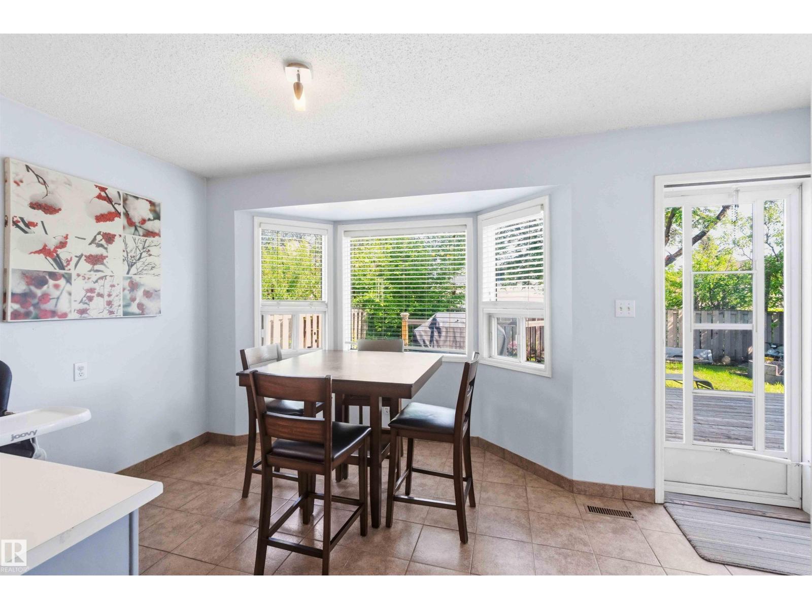 18808 72A AV NW - 20