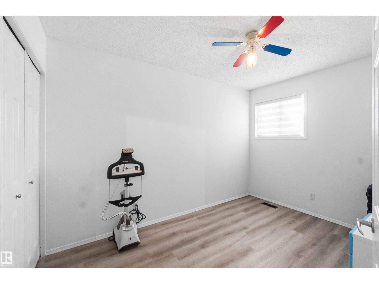 18808 72A AV NW - 29