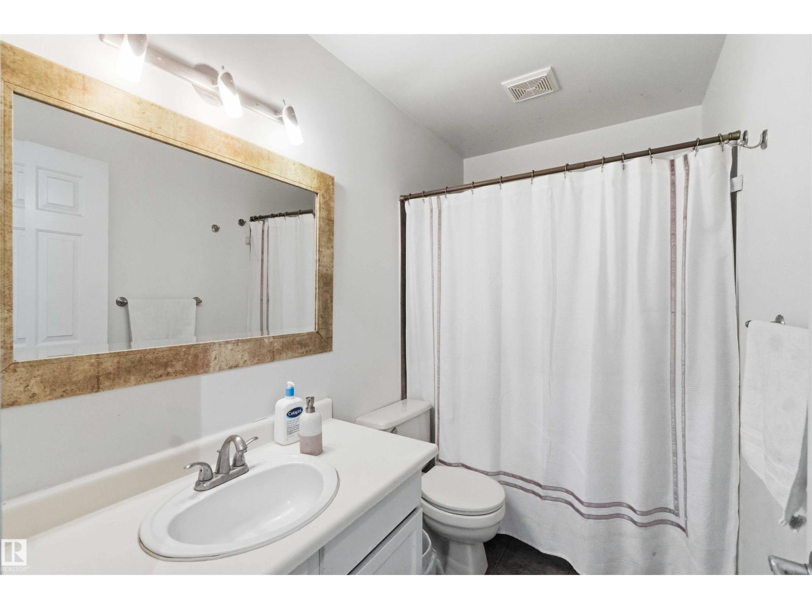 18808 72A AV NW - 31