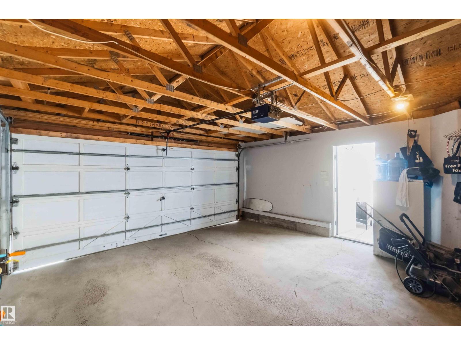 18808 72A AV NW - 54